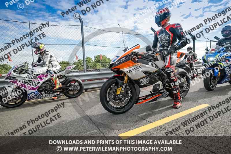 donington no limits trackday;donington park photographs;donington trackday photographs;no limits trackdays;peter wileman photography;trackday digital images;trackday photos